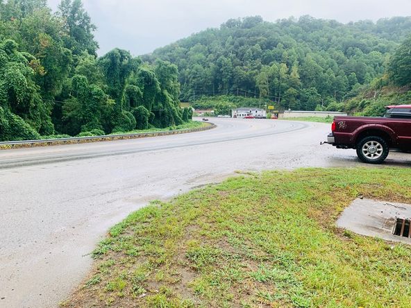 26333 US Hwy 119, Belfry, KY 41514